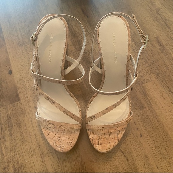 Pelle Moda Patsi Platform - Picture 4 of 7